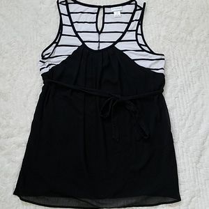 Motherhood Maternity sleeveless top